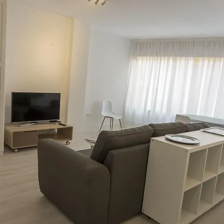 Apartment Las Canteras 81 *